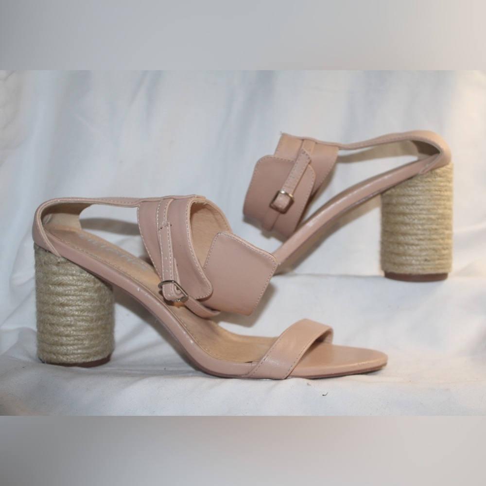 Liliana Size 11 Cream Sandals with Chunky Cylindrical Heel &ankle strap